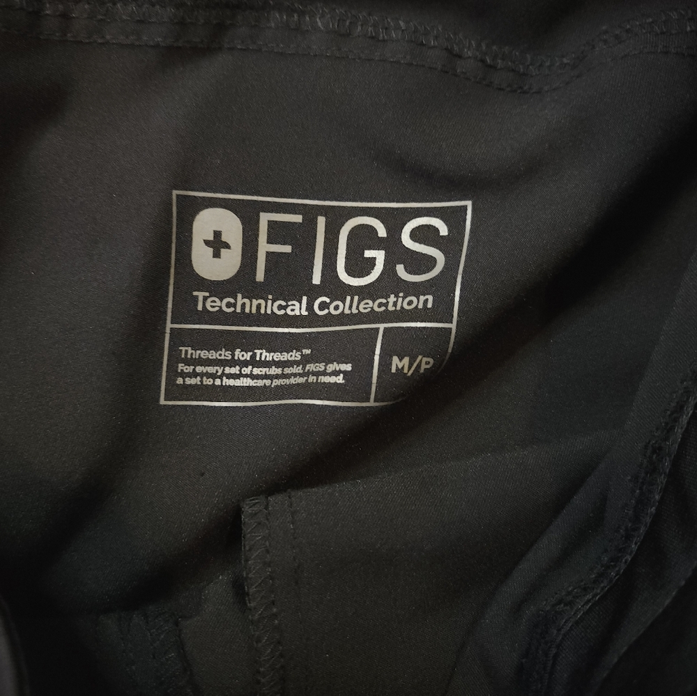 Figs Womens Scrub set Kade Pants Size M/ P Casma Top Size S Black - Picture 3 of 10